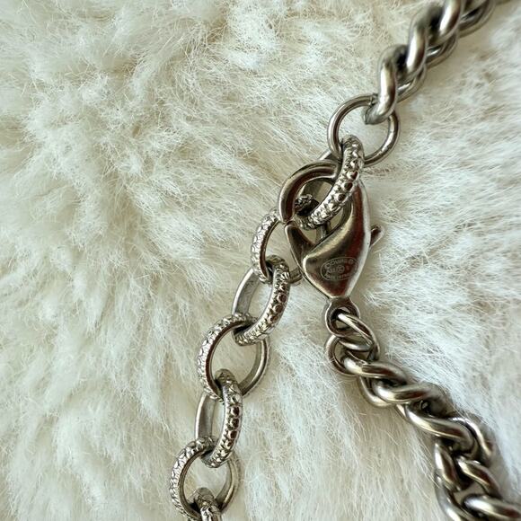 CHANEL long necklace spring summer 2022  Authentic Retail 3200$ - Picture 4 of 10